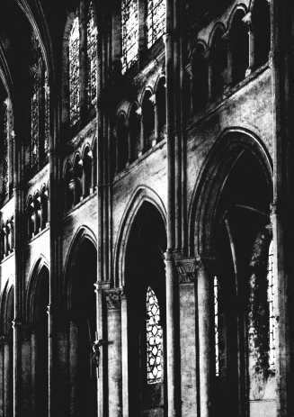nef de Chartres